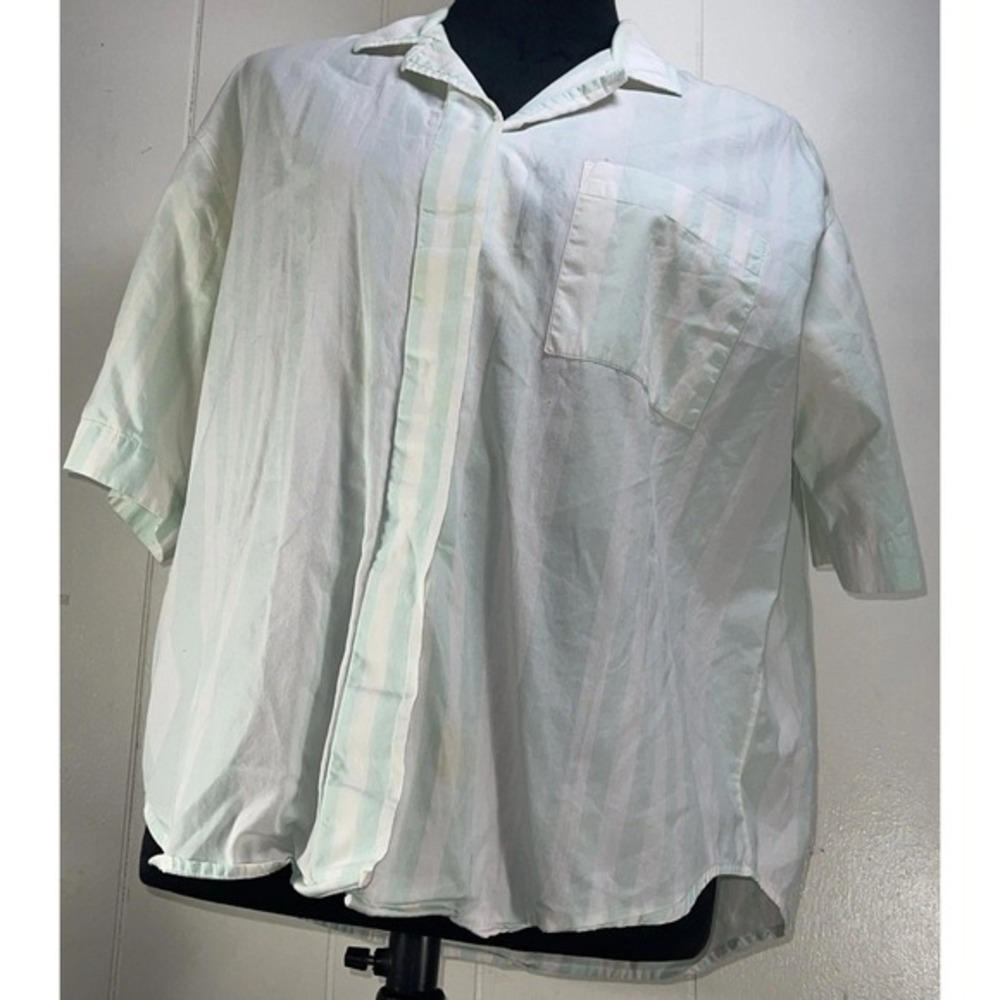 Gap Clothing Co. Vintage, Mint & White Stripe Button Down Blouse. Size: M